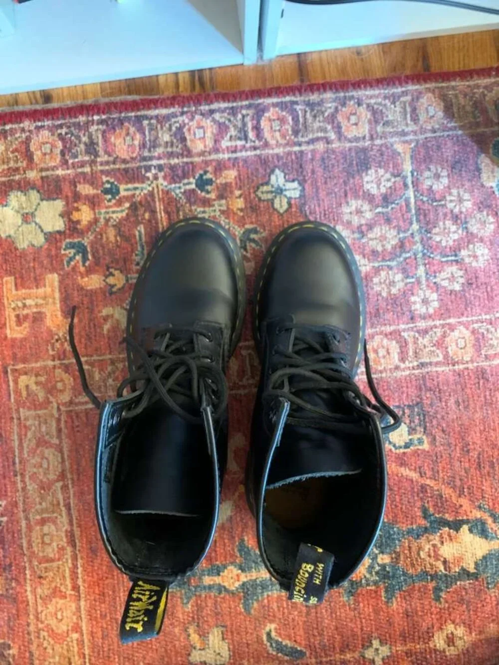 Black Doc Martens boots - excellent condition! - Picture 4 of 8